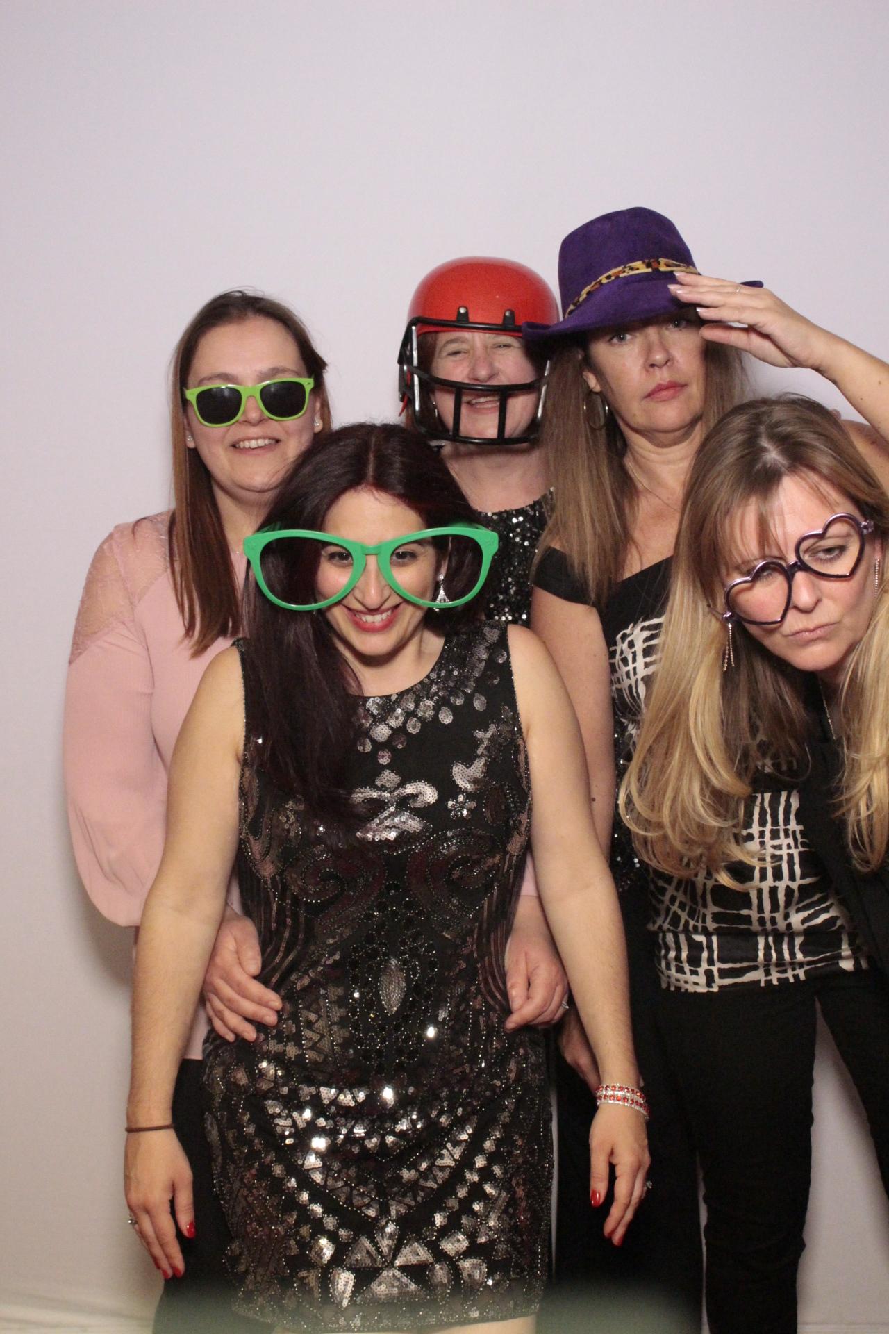 Danielle’s 40th birthday | View more photos from the event at gallery.myphotoboothexperience.co.uk/u/MyPhotoBoothExperienceLtd/Danielle’s-40th-birthday